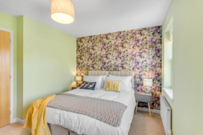 2br Saunders Rest Wifi Parking Full Kitchen